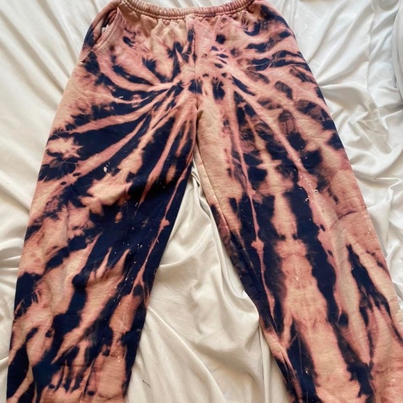 KORRUPTED CLOSET bleached joggers 🐯 - Picture 3 of 4